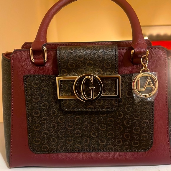 Guess bag never used. Brown and red shaded handbag. No longer being sold online. - Picture 1 of 4